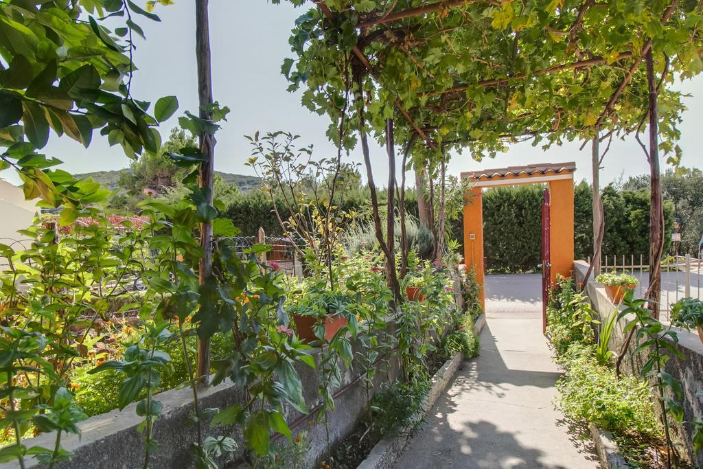 Miholascica Apartment Agava מראה חיצוני תמונה