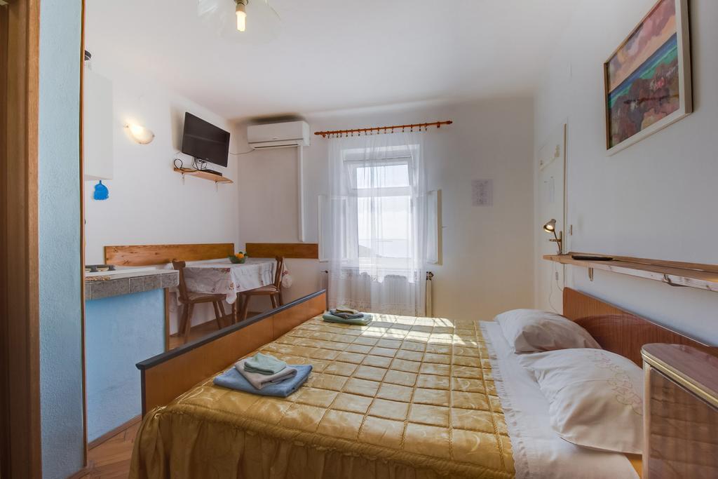 Miholascica Apartment Agava מראה חיצוני תמונה